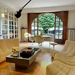 Country House In Paris!