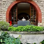 Country House In Paris!