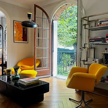 In Paris! Villa Parigi